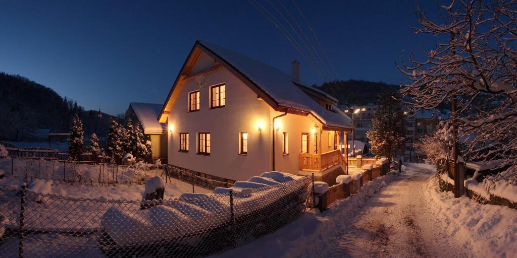 Ferienwohnung Rekreacny Dom Vyhne Exterior foto